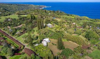 210 Door Of Faith Rd, Haiku, HI 96708