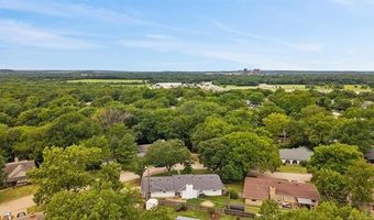 926 Sandstone Dr, Bartlesville, OK 74006