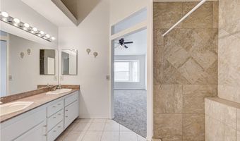 4040 Castle Cove Dr 4040, Las Vegas, NV 89108
