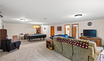 615 Woodsmen Dr NE, Alexandria, MN 56308