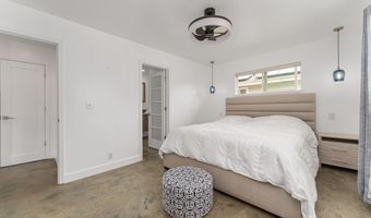 232 Kamahao Cir, Wailuku, HI 96793