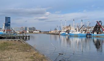 312 N Massachusetts Ave, Atlantic City, NJ 08401