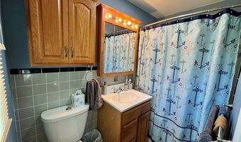 1648 Highland Ln, Ashtabula, OH 44004