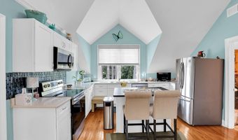 4 Hidden Lake Ct, Bluffton, SC 29910