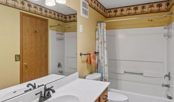 6429 157th St W, Apple Valley, MN 55124