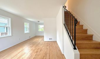 5700 FENWICK Dr, Alexandria, VA 22303
