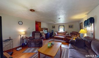 90 Water St, Chester, CT 06412