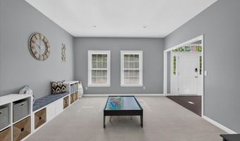 315 Claymont Cove Ct, Ballwin, MO 63011