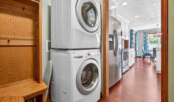 N9168 Cherry Meadow Dr, Appleton, WI 54915
