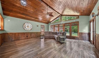 7430 Whitewood Dr, Ashtabula, OH 44004