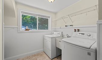 2318 Mogadore Rd, Akron, OH 44312