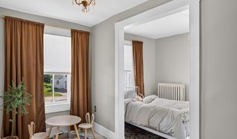 105 South St, Barre, MA 01005
