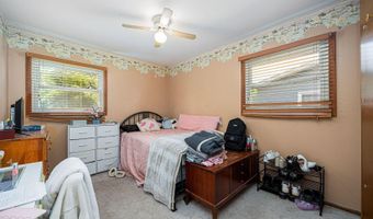 137 Empire Dr, Columbus, OH 43230