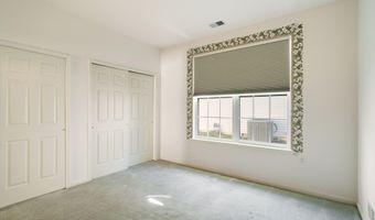 15 Five Bridges Ct, Barnegat, NJ 08005