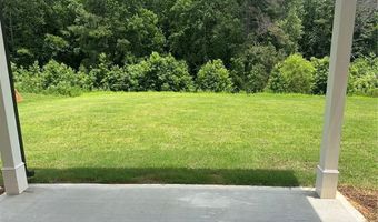 326 Rodeo Dr, Auburn, GA 30011