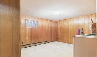 2301 S Le Homme Dieu Dr NE, Alexandria, MN 56308