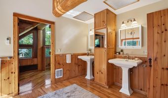 13 Federal St, Alfred, ME 04002
