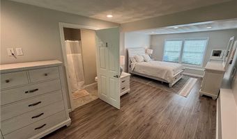 86 Inkberry Trl, Narragansett, RI 02882