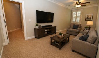 428 STERLING PARK Cir, Alabaster, AL 35007