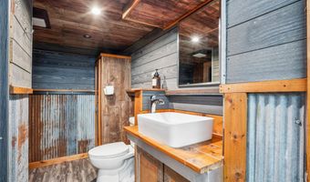 1701 Main St, Adel, IA 50003