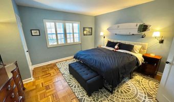 3327 MARTHA CUSTIS Dr 3327, Alexandria, VA 22302