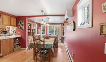 13 Elm St, Antrim, NH 03440