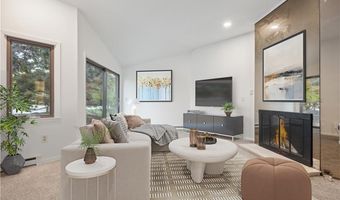71 Sea Breeze Ln 71, Bristol, RI 02809