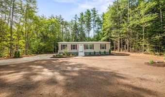 33 Old Bridge Ct, Effingham, NH 03882