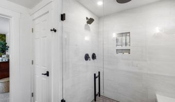 61211 Mount Vista Dr, Bend, OR 97702
