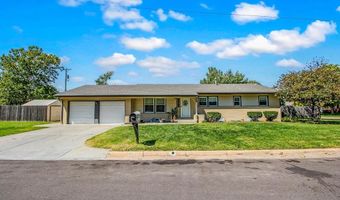 6124 Clarendon St, Bel Aire, KS 67220
