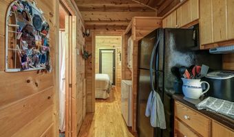 29 Breedlove Dr, Andrews, NC 28901