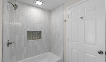 1305 LIGHT St 2Nd Floor, Baltimore, MD 21230