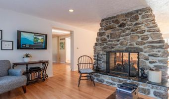 28 Crown Hill Rd, Atkinson, NH 03811