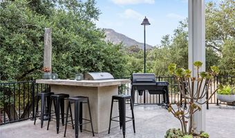 3740 Foxley Dr, Escondido, CA 92027
