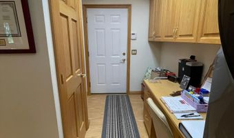 1205 26th St SW, Austin, MN 55912