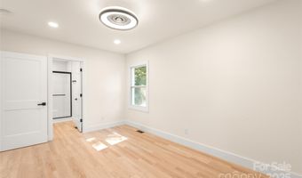 3208 June Dr, Charlotte, NC 28205