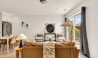 2550 17TH St NW 317, Washington, DC 20009