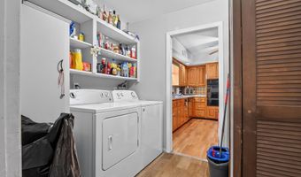 28 CEDAR St, Bayville, NJ 08721