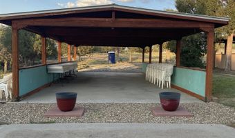 11 Camino De Adelaida Los Pinos Park, Arroyo Seco, NM 87514