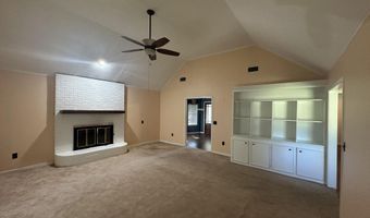 301 Camelia Trl, Brandon, MS 39047