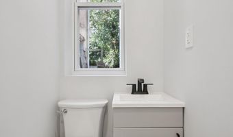 1039 E CHELTEN Ave, Philadelphia, PA 19138