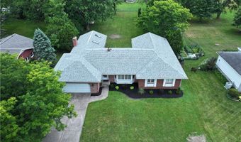 100 W Maplemere Rd, Amherst, NY 14221