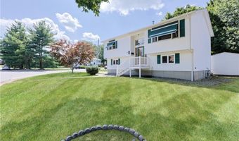 15 Blue Jay Dr, Cranston, RI 02920