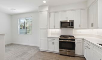 6654 Peregrine Pl, Carlsbad, CA 92011