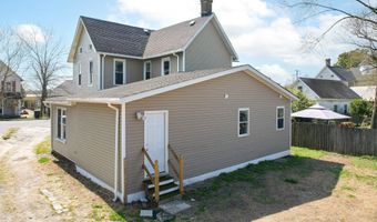 235 W 10 St, Laurel, DE 19956
