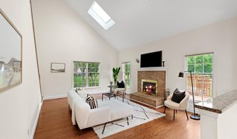 18 MONTFORT Dr, Belle Mead, NJ 08502