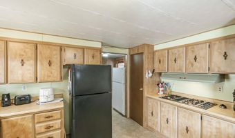 3800 Mountain View Dr SE 33, Albany, OR 97322