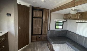 8348 State Highway 5, Ava, MO 65608