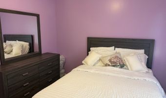 125 Homestead Ave, Avenel, NJ 07001