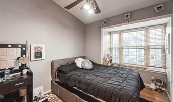822 FARAWAY Ct, Bowie, MD 20721